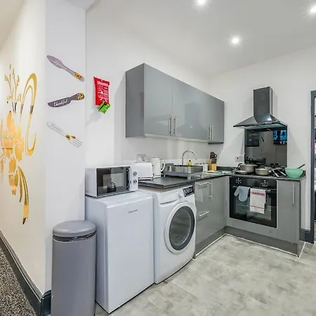 -f19gh- For Relaxed & Cosy Stay,free Parking,wifi * Лідс