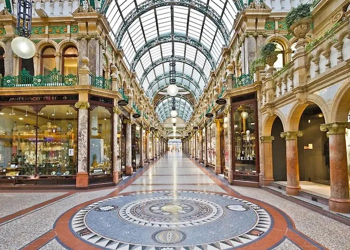 Appartement -f19gh- For Relaxed & Cosy Stay,free Parking,wifi Leeds (West Yorkshire)