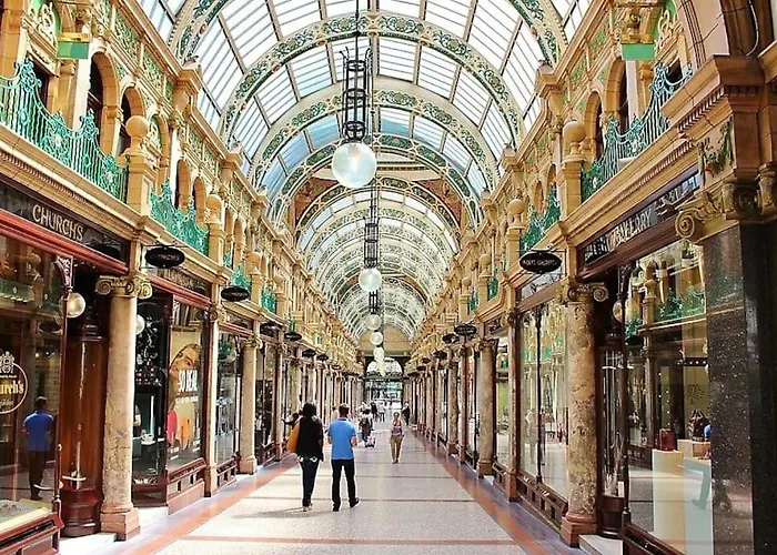 -f19gh- For Relaxed & Cosy Stay,free Parking,wifi Apartment